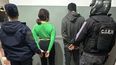 detuvieron a dos personas por un presunto robo en un local comercial
