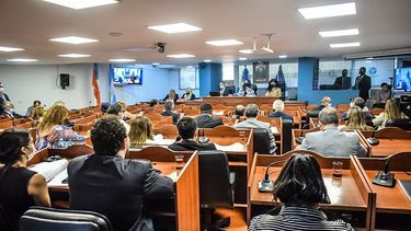 La cámara de diputados decidió sesionar el próximo martes.