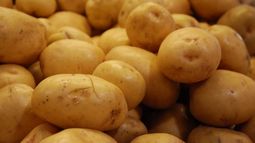 Los atraparon in fraganti con las manos en las papas