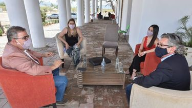 Analizan abrir más actividades culturales