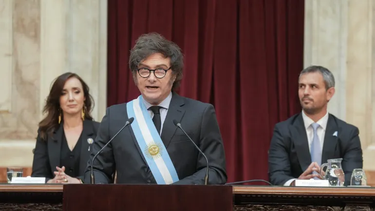 Milei sube impuestos, salvo para los ricos
