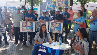 Décima marcha de jubilados en contra de las medidas económicas