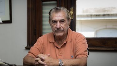 El Gobierno recibe a los radicales díscolos y busca frenar fugas