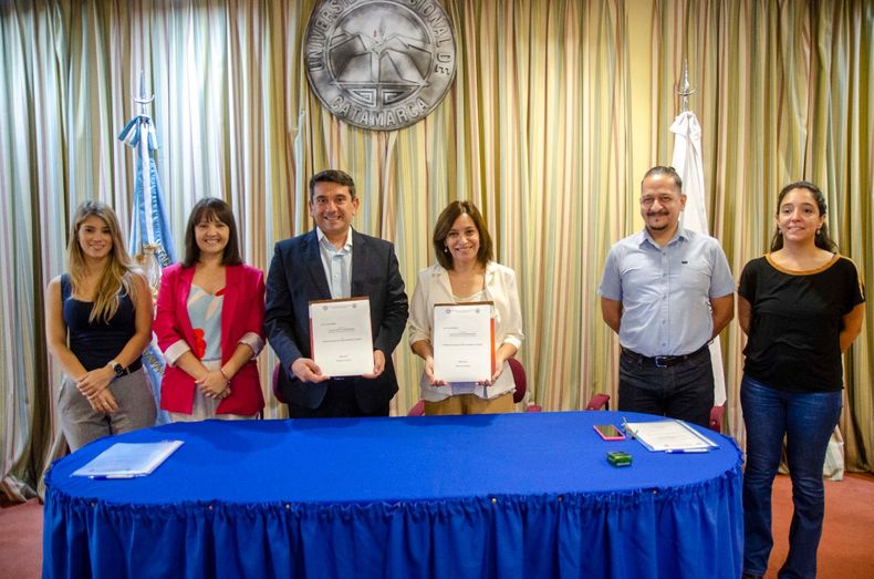 Firma de convenio con FME