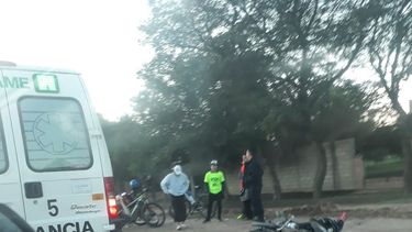 Chocaron una moto y una bicicleta en la ruta 38