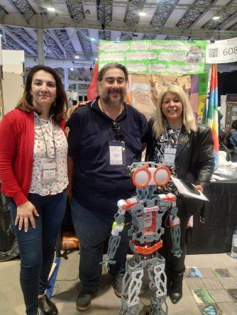 Tecnópolis. La gente se mostró interesada con tuerquita, la robots.