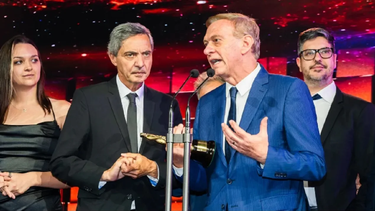 sportscenter y a dos voces fueron los ganadores de los martin fierro de oro de cable