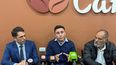 Auce. Busca revertir su suspensión y denunciar persecución política.