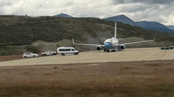 Incertidumbre en Ushuaia por el aterrizaje de un avión del Departamento de Defensa de EE.UU. Incertidumbre en Ushuaia por el aterrizaje de un avión del Departamento de Defensa de EE.UU.