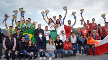 Los mejores en relevos. México, en lo más alto del podio con Brasil y Chile, 2do. y 3ro, respectivamente.