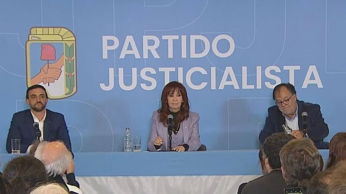 Cristina Kirchner habló en un acto en la sede del PJ ante un inminente ...