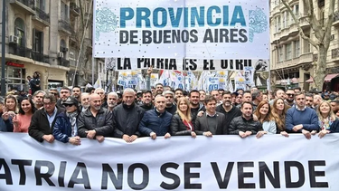 axel kicillof participa de la marcha al congreso para apoyar el rechazo al veto a la reforma jubilatoria