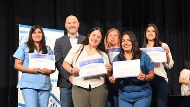 Entregaron certificados a agentes  de salud Entregaron certificados a agentes  de salud