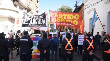Cruce con la izquierda por planes