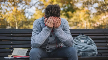 la felicidad en argentina registro una fuerte caida entre jovenes y adultos de 50 a 59 anos