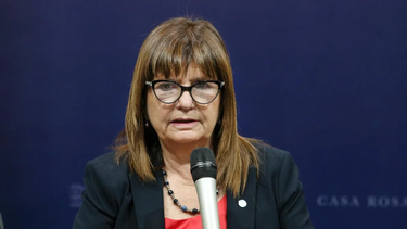 patricia bullrich apunto contra movimientos sociales y sindicatos