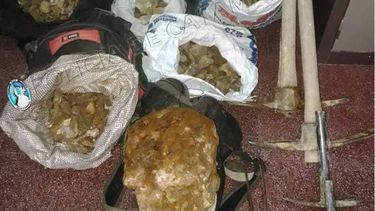 Secuestraron 120 kilos de rodocrosita en la cuesta de Minas Capillitas