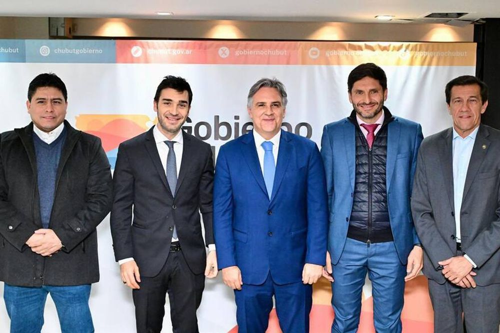 vidal-torres-llaryora-pullaro-y-sadir-este-HFUHQCNMFBG3ZHQP5MV2HUS6I4