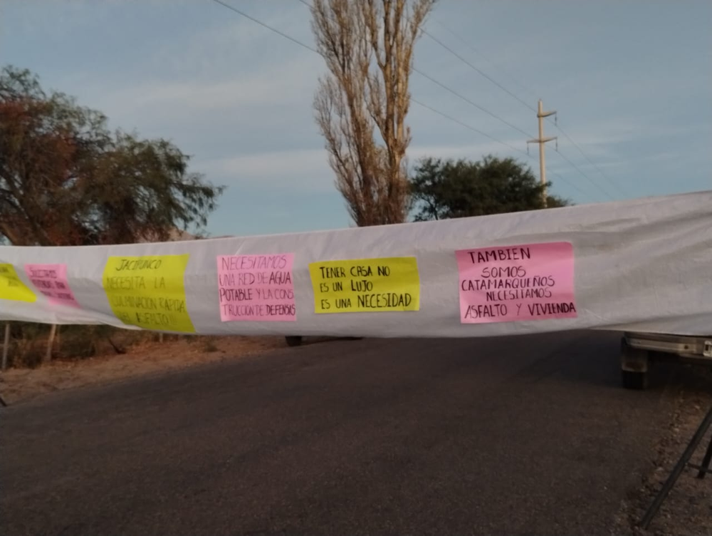 Vecinos de El Durazno cortan ruta 36