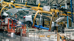 La fabricación de vehículos acumula una caída de casi el 20% en lo que va del año