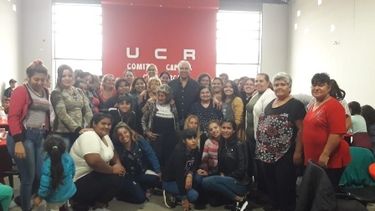 Homenaje de los partidos a las mujeres