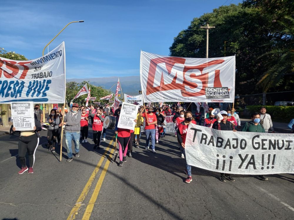 mst marcha.jpg
