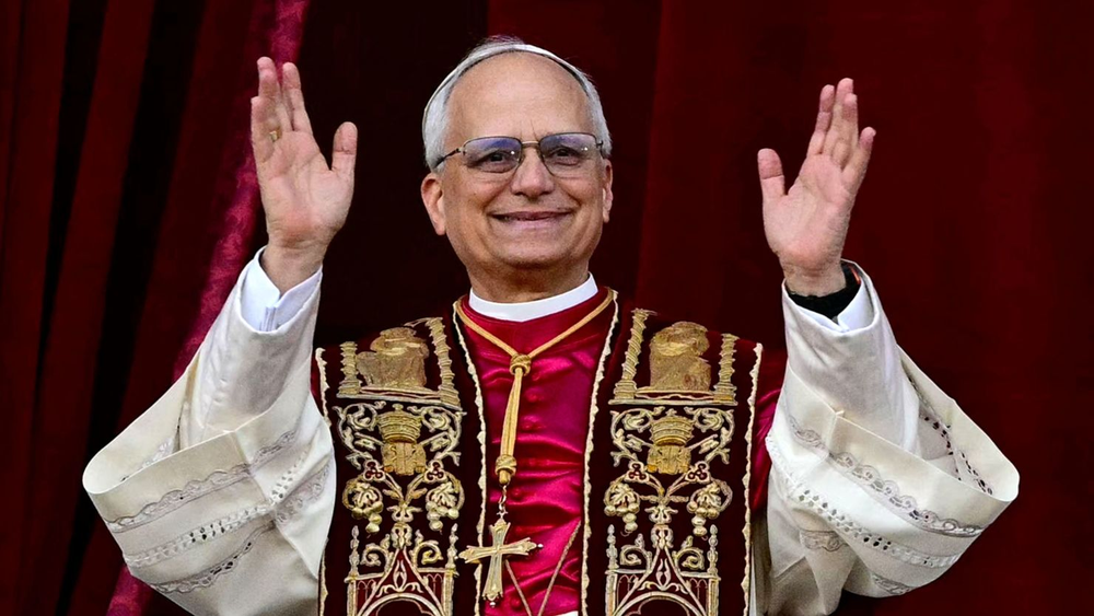 En su primera encíclica, el papa exigió regular la inteligencia artificial para proteger a las personas