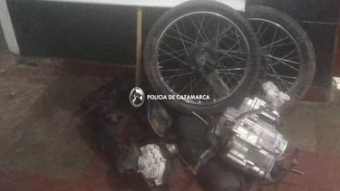 Dos arrestados por robo de motos
