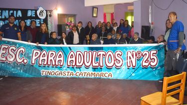 El Ministerio de Educación, acompañó a la Escuela Primaria EDJA N°25 del departamento Tinogasta en la presentación del proyecto Institucional Educar para toda la vida.