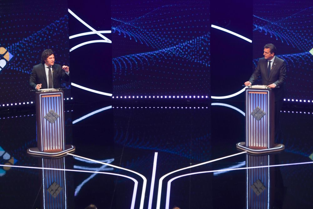 En vivo: Massa y Milei se cruzan en el último debate