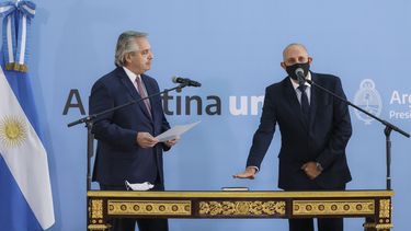fernandez le tomo juramento al nuevo ministro de transporte