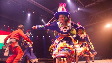 La magia de la danza y el Chaqueño Palavecino brillaron en la sexta noche