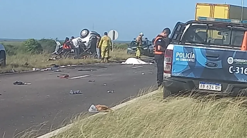Cinco personas murieron en un accidente en Corrientes