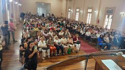 Adultos mayores recibieron sus diplomas en Economía Plateada
