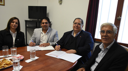 La UNCA dictará nuevas carreras en Tucumán y fortalece su presencia regional La UNCA dictará nuevas carreras en Tucumán y fortalece su presencia regional