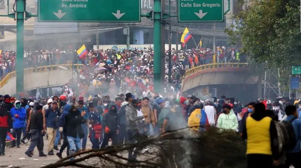 Máxima tensión en Ecuador