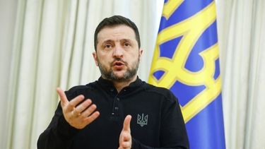 volodimir zelenski cedio y aseguro que esta listo para trabajar bajo el fuerte liderazgo de trump y lograr la paz con rusia