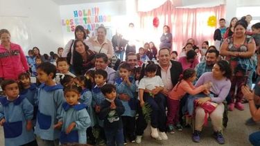 Fernando Jalil apadrina un Jardín de Infantes