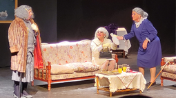 Reunión de té con masitas