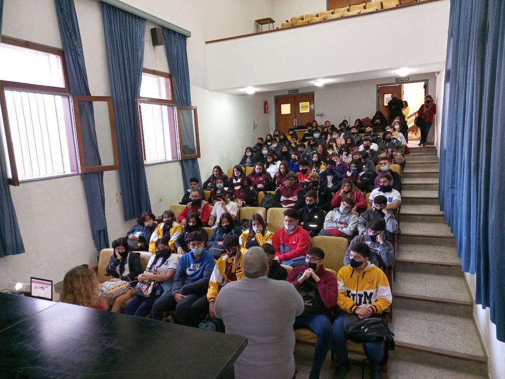 Facultad de Humanidades. Promoción de sus carreras