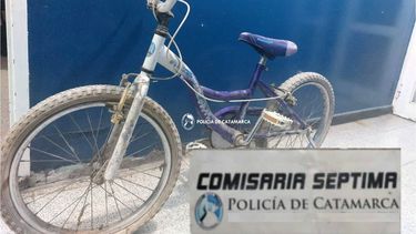 Rodado 20. El sospechoso habría llevado la bicicleta de una casa.&nbsp;