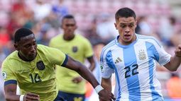 Argentina empató con Ecuador y clasificó segunda