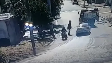 familiares del joven baleado en el sur piden respuestas