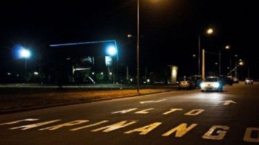 Un joven golpeó a una mujer policía en un boliche