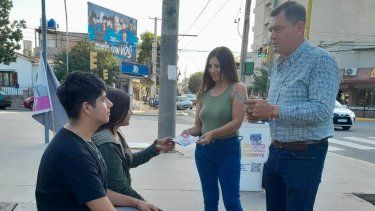 Propuestas. Cristian Moyano y Jéssica Nieto, en el circuito 7.&nbsp;