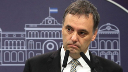 Adorni difundió una cita falsa del Indio Solari y desató críticas en redes Adorni difundió una cita falsa del Indio Solari y desató críticas en redes