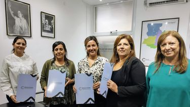 Salud y el Municipio de Valle Viejo. Firma de renovación del convenio de trabajo conjunto.