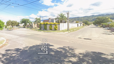 imputaron a dos hombres por un violento intento de arrebato a una joven en zona norte