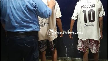 Sospechosos. Fueron atrapados tras una persecución.