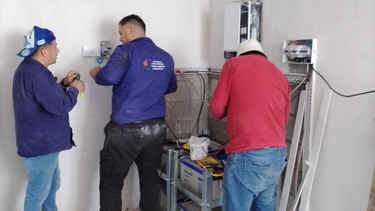 profesionales de energia realizaron obras en el paso fronterizo la gruta - paso san francisco